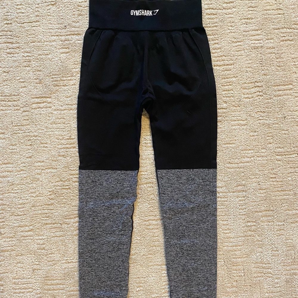 GYMSHARK colour block leggings
